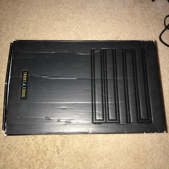 Gamma Blue 11s - Picture 2 of 8